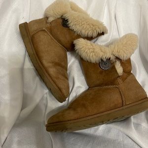 UGG size 9
